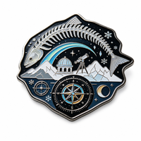 Épinglette en émail personnalisée, style antique et moderne, motif squelette de poisson, avec observatoire et boussole, pour cadeau nautique