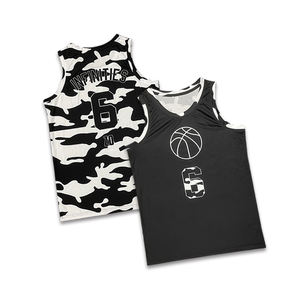 Camiseta de baloncesto con diseño de uniforme deportivo juvenil personalizada por sublimación completa - Product Image 2