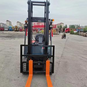 Montacargas Diésel de 3 Toneladas de Segunda Mano, Montacargas TOYOTA FD30 Usado de 3 Toneladas, Montacargas Diésel Usado de Japón en Venta - Product Image 2