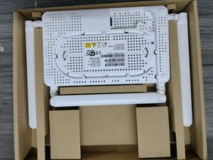 Garantie d'un an double bande 5DBI WiFi 6 Modem 4 antennes Gpon Xpon ONT fibres optiques SC/UPC Stock routeur XON/XOFF XGPON 2.4g/5g - Product Image 3
