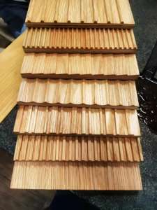 Kunden spezifische moderne klassische Massivholz Textur Hintergrund Wand platte feuerfeste Schallab sorption für wasserdichtes Essen im Innenbereich - Product Image 5