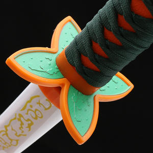 Demon Slayer versión blanca Kochou <span class=keywords><strong>Shinobu</strong></span> 30 pulgadas <span class=keywords><strong>Mini</strong></span> espada Anime Cosplay espada espadas de juguete - Product Image 5