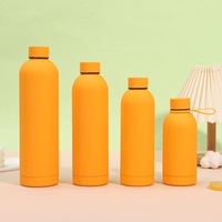 Gourde isotherme sportive en acier inoxydable blanc de 500 ml à petite ouverture avec bouchon à poignée souple en bambou pour jeunes adultes et vie universitaire