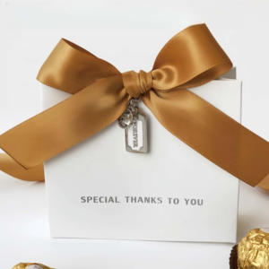 Boîte cadeau de <span class=keywords><strong>chocolat</strong></span> <span class=keywords><strong>Ferrero</strong></span> <span class=keywords><strong>Rocher</strong></span> écologique, bonbons de qualité alimentaire, matériaux recyclés, forme personnalisée, laminage mat, gaufrage - Product Image 1