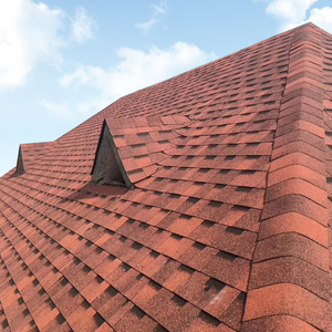 Tuile de bardeaux d'asphalte <span class=keywords><strong>rouge</strong></span> au design moderne Nouveau toit <span class=keywords><strong>en</strong></span> <span class=keywords><strong>rouleau</strong></span> <span class=keywords><strong>en</strong></span> résine synthétique pour maison, villa, hôtel, parc, fibre de verre résistante à la chaleur - Product Image 2