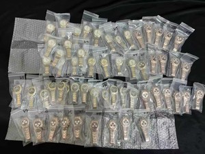 <span class=keywords><strong>2025</strong></span> Thời Trang Hàng Đầu Thiết Kế Thép Không Gỉ Sapphire Pha Lê Diver Phiên Bản Giới Hạn 40Mm Người Đàn Ông Của Đồng Hồ Sáng Lịch Hiển Thị 904L - Product Image 5