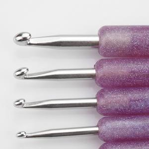 1 ensemble de <span class=keywords><strong>9</strong></span> crochets professionnels en aluminium avec manche en résine rose transparente pour tricot et artisanat DIY (pulls, etc.) - Product Image 3