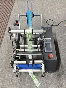 Desktop Automatic <b>Sticker</b> Round Plastic Glass Bottle Labeling Bottle <b>Machine</b> Semi Automatic for Bottle - Product Image 3