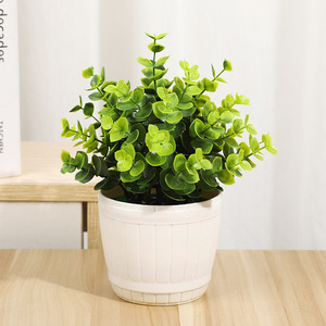 Yiwu Datuo Florist - Plantas Verdes Artificiales en Maceta Pequeña, Decoración Interior Duradera de Plástico, Adorno para el Hogar, Oficina o Escritorio, 22x18cm - Product Image 3