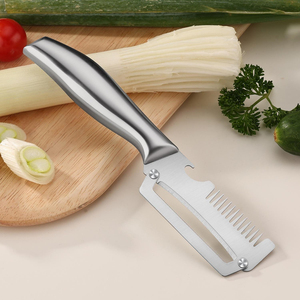Éplucheur multifonctionnel 3 en 1 en acier inoxydable, éplucheur manuel pour légumes, fruits, pommes de terre, trancheur d'oignons verts, outil de préparation culinaire - Product Image 1