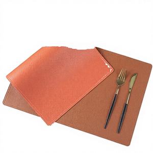 แผ่นรองจานหนังลิ้นจี่คู่ทรงสี่เหลี่ยมทันสมัย กันน้ำ ของตกแต่งบ้าน ที่รองแก้ว H K EXPORTS HK01 - Product Image 4