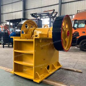 30-60tph小型モバイルジョークラッシャー完全セットポータブル一次石破砕ライン採石場採掘 - Product Image 1