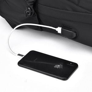 <span class=keywords><strong>Sac</strong></span> à <span class=keywords><strong>Dos</strong></span> Décontracté et Sportif pour Hommes, Étanche avec Fermeture Éclair, Port de Chargement USB, et Compartiment Ordinateur - Product Image 4