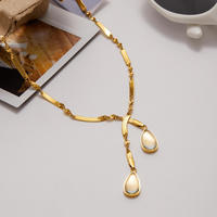 Collar de Lujo Ligero con Colgante de Gota de Agua en Acero Inoxidable y Acento de Cristal para Mujer, Cadena Elegante para Uso Diario