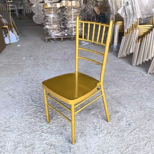 P Sillas de hotel Silla de comedor de banquete apilable de metal para eventos y uso de fiesta de boda silla dorada - Product Image 4