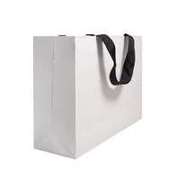 Sacs d'Emballage Personnalisés pour Shopping en Gros, en Papier Kraft Imprimé avec Poignées, de Luxe, Recyclables, pour Vêtements et Logos de Marques de Détail
