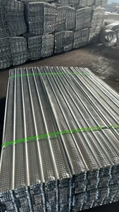 Malla Metálica Reforzada para Encofrado de Hormigón para Construcción de Apartamentos - Product Image 1
