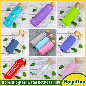 Royaltop Vente en gros Logo personnalisé Botella De Agua Bouteille d'eau transparente en verre borosilicaté incassable avec couvercle en bambou pour le sport GYM - Product Image 4