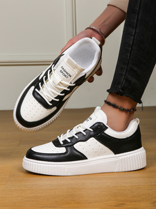 <span class=keywords><strong>Zapatillas</strong></span> Deportivas Casuales para <span class=keywords><strong>Mujer</strong></span>, Diseño Moderno, Planas, para Skateboard, Deportes al Aire Libre, Correr, Tenis, con Cordones, para Caminar - Product Image 3