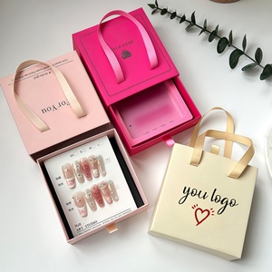 Élégant Coffret Cadeau à Bijoux en Velours Avec Poignée, Logo Personnalisé, pour Emballage de Colliers et Boucles d'Oreilles - Product Image 1