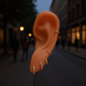 Orecchini a Cerchio Trendy Placcati Oro con Cristalli e Strass, Diametro Interno 6mm, Gioielli Unisex alla Moda in Lega - Product Image 2