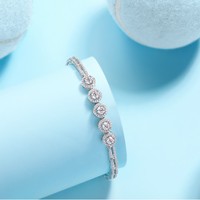 Bracelet de tennis de luxe pour femme en argent sterling S925 avec design en moissanite