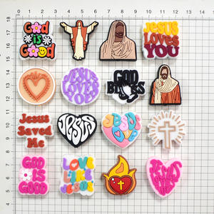 2025カスタマイズ焦点ビーズバルク漫画ソフトPvcイエスファンシー焦点ビーズチャーム - Product Image 4