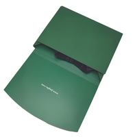 Boîte d'emballage pour vêtements en forme d'enveloppe personnalisée, recyclable, pliable, avec design de pochette, logo de la marque, pour l'expédition de vêtements et de cadeaux