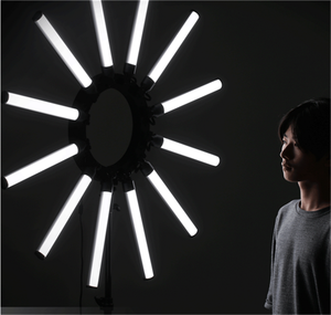 Kit d'éclairage annulaire à 12 tubes en promotion avec trépied réglable pour maquillage en direct, idéal pour TikTok et YouTube - Product Image 1