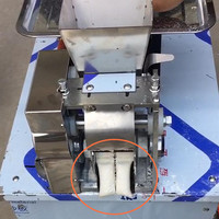 Machine à samosa automatique populaire de chine, prix une machine à boulettes de samossa, machine à pierogi manuelle, grande machine à empanada