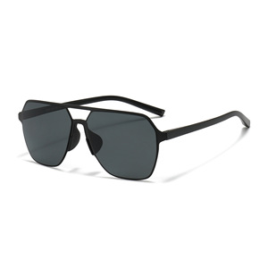 Lunettes de soleil polarisées à monture carrée Ks-3982 pour hommes, monture en plastique noir et métal, protection UV400 pour la conduite en extérieur - Product Image 4