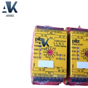 Módulo de Relé de Seguridad Original 777502 PNOZ XV2P 3/24VDC 2n/o 2n/o t - Product Image 1