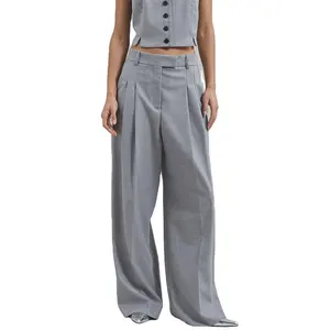 Pantalon femme Grey Melange Lin léger Silhouette de jambe large sur mesure Détail de pli sur le devant Boucles de ceinture pantalon en mélange de viscose/lin