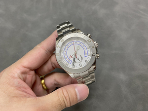 นาฬิกาผู้ชายดีไซน์ชั้นนำสำหรับโรงงานขนาด44มม. ขนาดใหญ่ทำจากกระจกแซฟไฟร์เรืองแสงกำหนดเอง - Product Image 4