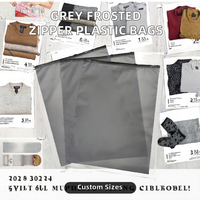 Sacs d'emballage CPE gris givrés avec fermeture éclair, en plastique translucide, pour chaussures, vêtements en fourrure et chaussettes - MOQ 100 pièces