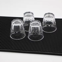 Coffret cadeau écologique parfait pour les amateurs de boissons Couleur et taille personnalisables Tapis de bar en caoutchouc PVC souple Coaster Combo Modern Gift Box