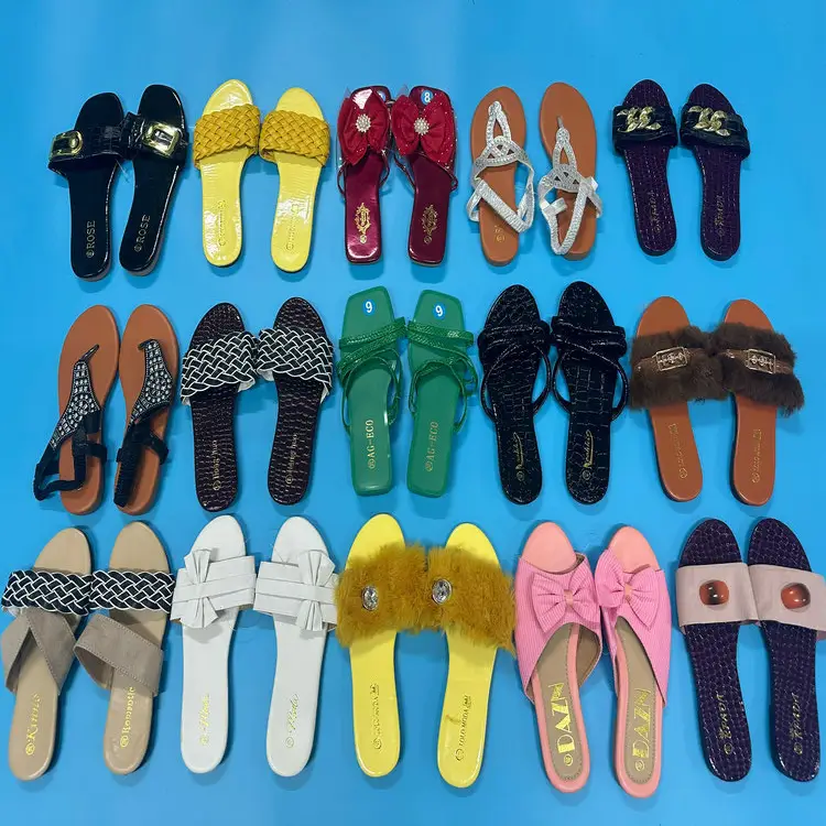 Sandálias para mulheres e senhoras modelo SJX034 tamanho 35-41 África Mercados 1.15 dólares envio rápido modelo bonito chinelos de banho mais recentes