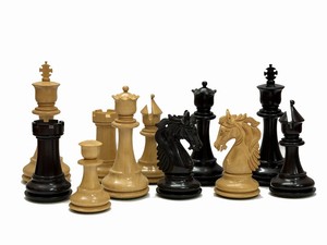 Jeu de pièces d'échecs Staunton en buis Padauk et ébène de bonne qualité disponible au prix de gros en Inde - Product Image 4