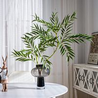 Plante Artificielle Elaeocarpus Hainanensis à 3 Branches dans un Vase en Verre, Fausses Plantes Vertes pour Hall d'Hôtel
