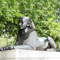 Statue de Sphinx Noir Égyptien surdimensionnée en bronze, sur mesure, pour jardin extérieur, à vendre