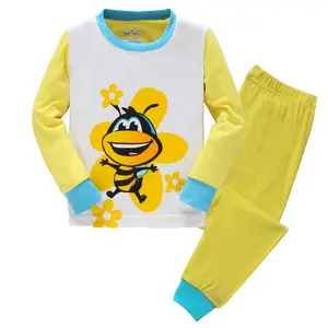 儿童服装店室内设计秋季精品衬衫和长裤套装直接购买中国
