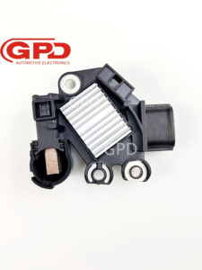 voiture Régulateur de tension d'<span class=keywords><strong>alternateur</strong></span> D702 215115 20509801BN SRE60108 63533484010 8104634070 8104636510 - Product Image 2
