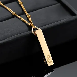 Arabische vertikale Namen-Halsband personalisierter minimalistischer Schmuck individuelles Eid-Geschenk Ramadan-Geschenk Edelstahl-Schmuck