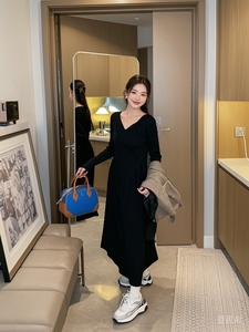 Bracket Collar Knitted <strong>Maternity</strong> Dresses <strong>Autumn</strong> and Winter Comfortable <strong>Wear</strong> Exquisite Medium Long Sweater Dresses