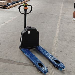 Transpaleta Eléctrica EVERLIFT ELEP15 <span class=keywords><strong>TLI</strong></span> de 1500 kg y 2000 kg con Batería de Iones de Litio para Logística de Almacén, Bajo Ruido y Fácil Operación - Product Image 5