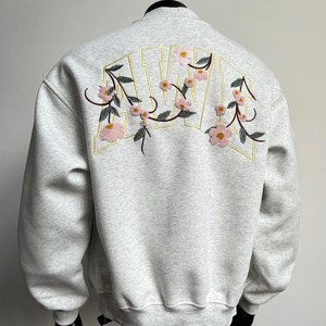 Sweat-shirt brodé vintage pour homme - Streetwear tendance automne/hiver, lourd, design unisexe - Product Image 1