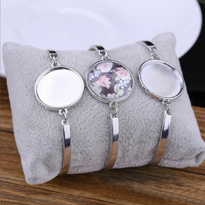 Dekorasi Rumah DIY Hadiah Kustom Gelang Sublimasi Kosong untuk Penggunaan Sehari-hari - Product Image 5