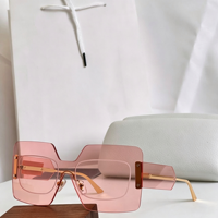 Nouvelle Arrivée Lunettes de Soleil Classiques Monobloc Carrées Surdimensionnées à Monture Complète Dégradées Or/Rose/Fumé/Gris Protection UV