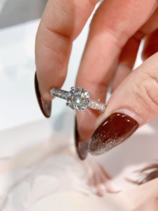 Bán Buôn Của Phụ Nữ 1CT 925 Bạc 18K Vàng Mạ Dễ Thương khá lớn Nhẫn Trong Đá Quý Phong Cách Trung Tâm Bởi Phòng Thí Nghiệm Grown Kim Cương - Product Image 3