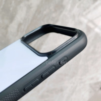 Coques de téléphone à bords arrondis avec plaque PC souple, supports vierges pour sublimation pour iPhone 17, 17 Pro, 17 Plus, 17 Pro Max